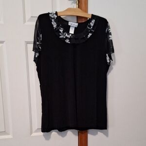 Chic Black Top with Floral Sheer Sleeves
